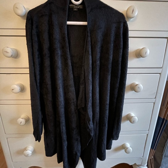 Barefoot Dreams CozyChic Lite® Wrap. Black Size S/M - Picture 1 of 5